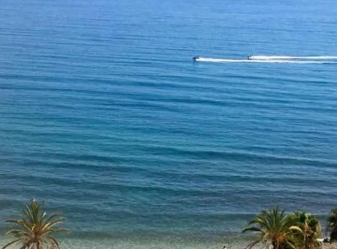 1st Line On The Beach! Center! /rooftop Pool * マルベーリャ