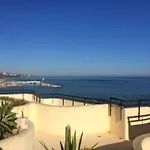 Апартаменты 1st Line On The Beach! Center! /rooftop Pool *