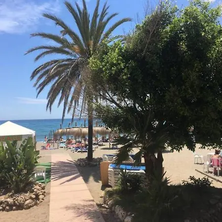 1st Line On The Beach! Center! /rooftop Pool Apartamento Marbella