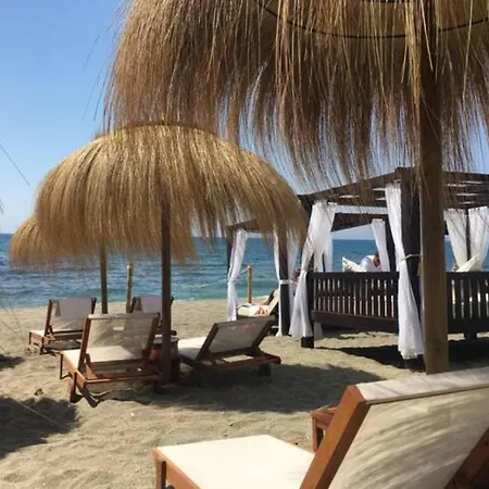 1st Line On The Beach! Center! /rooftop Pool Apartamento Marbella